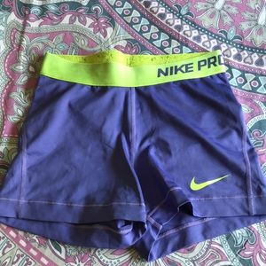 Nike pro spanks